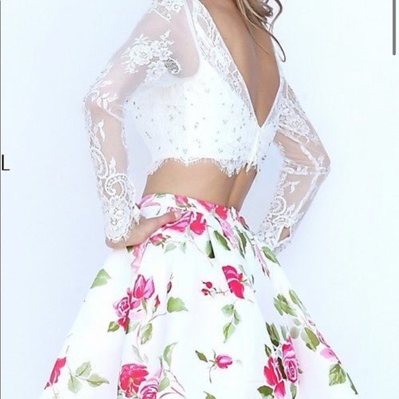 Sherri hill two piece - Picture 3 of 8